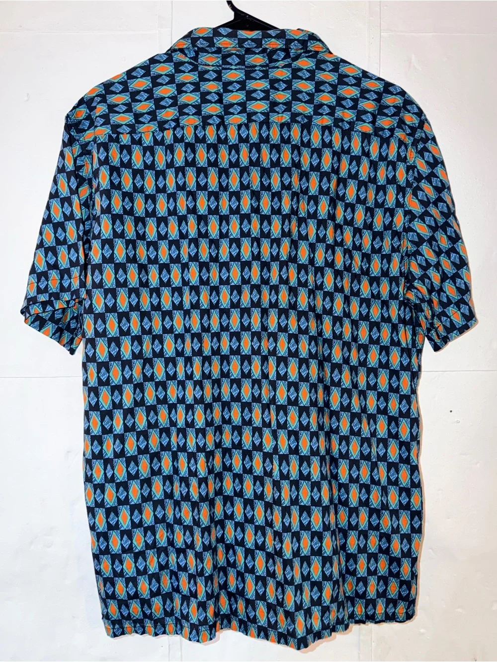 Levi's Navy Short-Sleeve Geometric Button-Down with Blue and Orange Accents